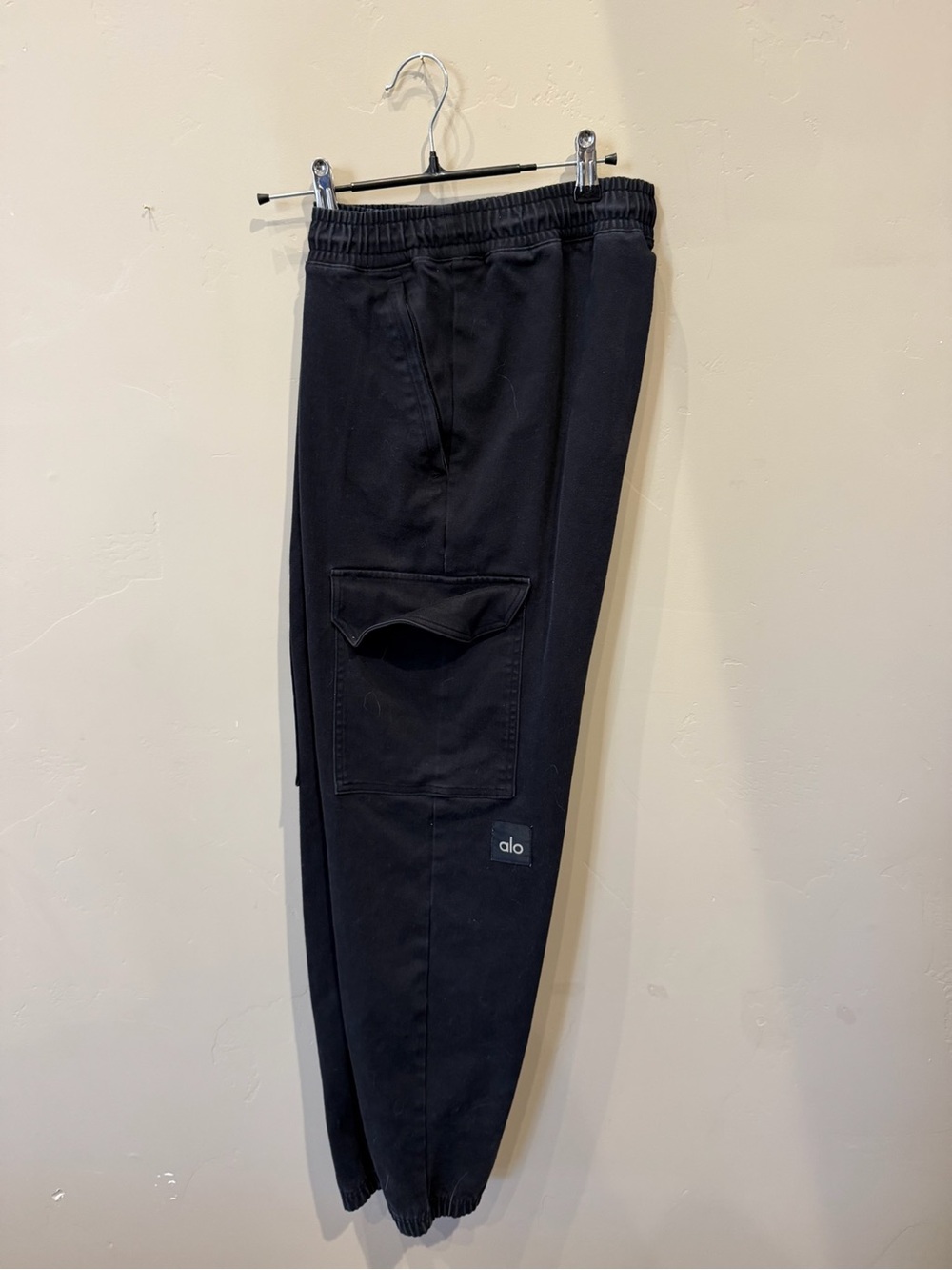 ALO Yoga Black Men's Cargo Joggers